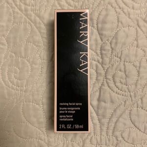 Mary Kay reviving facial spray
